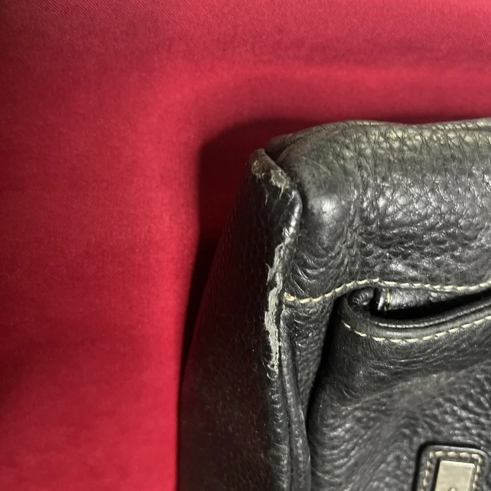 Croft & Barrow Black Pebbled Leather Multi-Pocket Crossbody Shoulder Bag